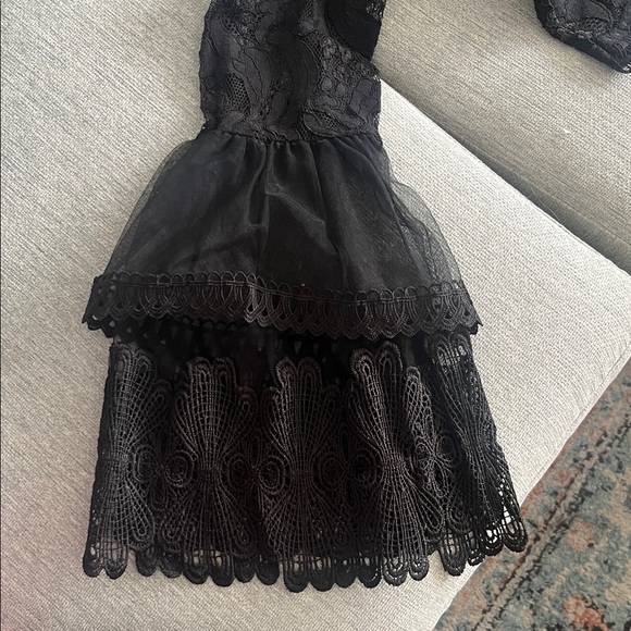 Revamped Black Lace Blouse - Picture 2 of 2